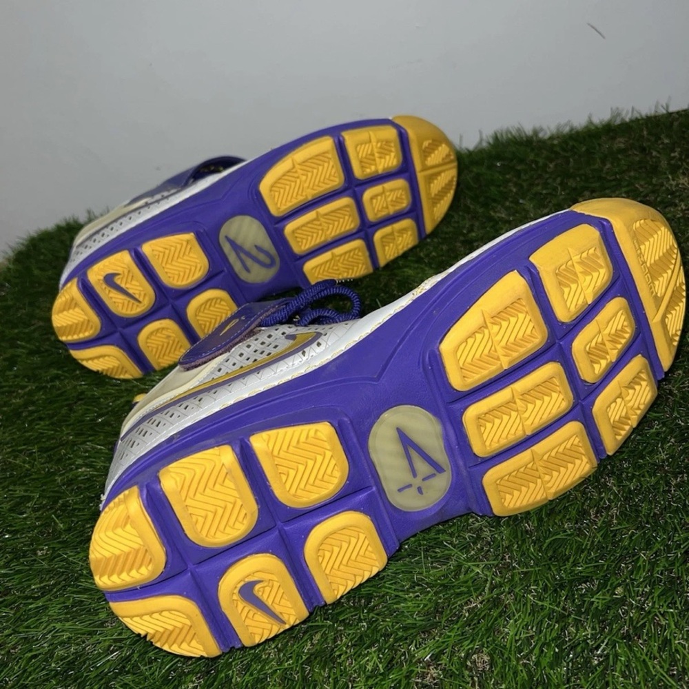 Nike Kobe Basketball Shoes - White, Yellow, Purple Size 11 Men’s - Picture 7 of 8